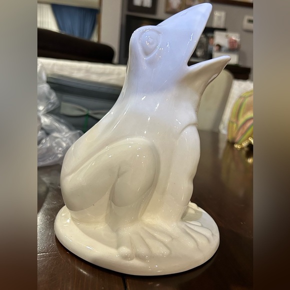 White ceramic frog decor- can be used for flowers or stand alone decor - Picture 5 of 6
